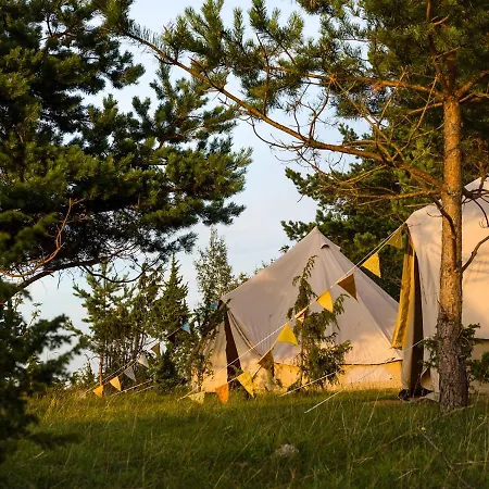 Turismi- Ja Puhkekeskus Naissaare